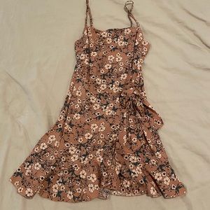 NWOT Princess Polly Dress